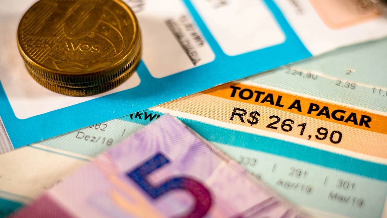 Conta de luz vai ficar mais barata em janeiro de 2026
