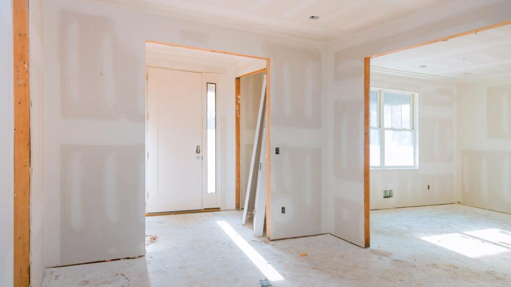 O drywall dispensa quebra-quebra e sujeira dentro de casa, facilitando a construção de paredes - Créditos: depositphotos.com / photovs