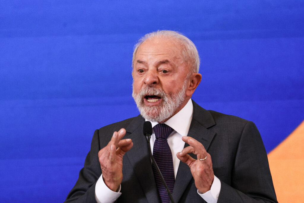 A política e os mercadores da fé