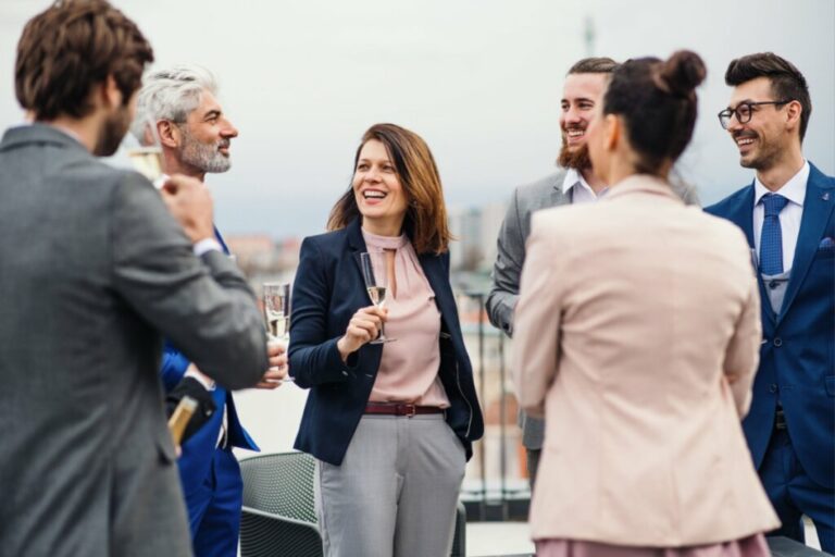 Festa de fim de ano na empresa: 7 dicas para torná-la inclusiva e saudável