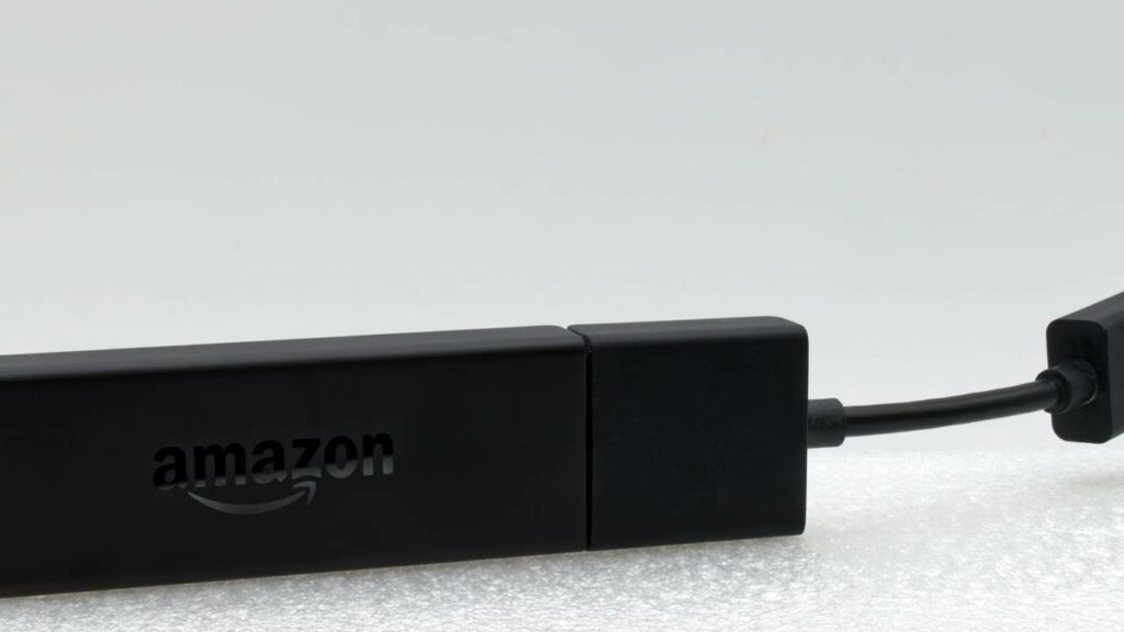 Transforme sua TV antiga em uma Smart TV potente por menos de R$ 200