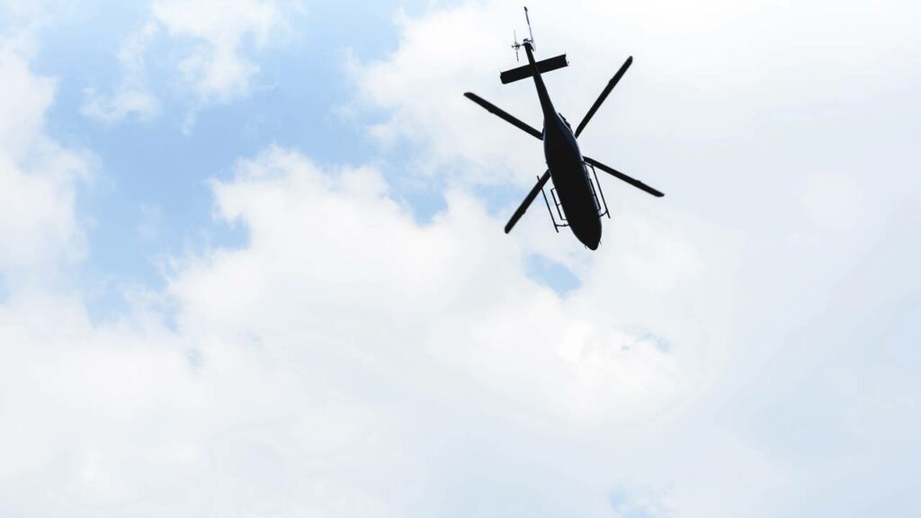 Helicóptero da Band cai na Via Dutra