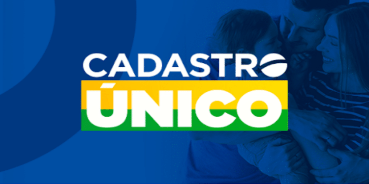 Cadastro no CadÚnico deve ser sempre atualizado para evitar problemas - Reprodução/CadÚnico