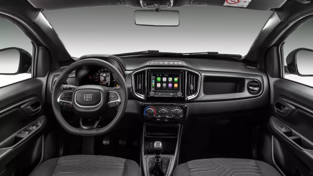 O interior do Mobi é mais básico, mas oferece todo o conforto necessário ao motorista - Divulgação/Fiat