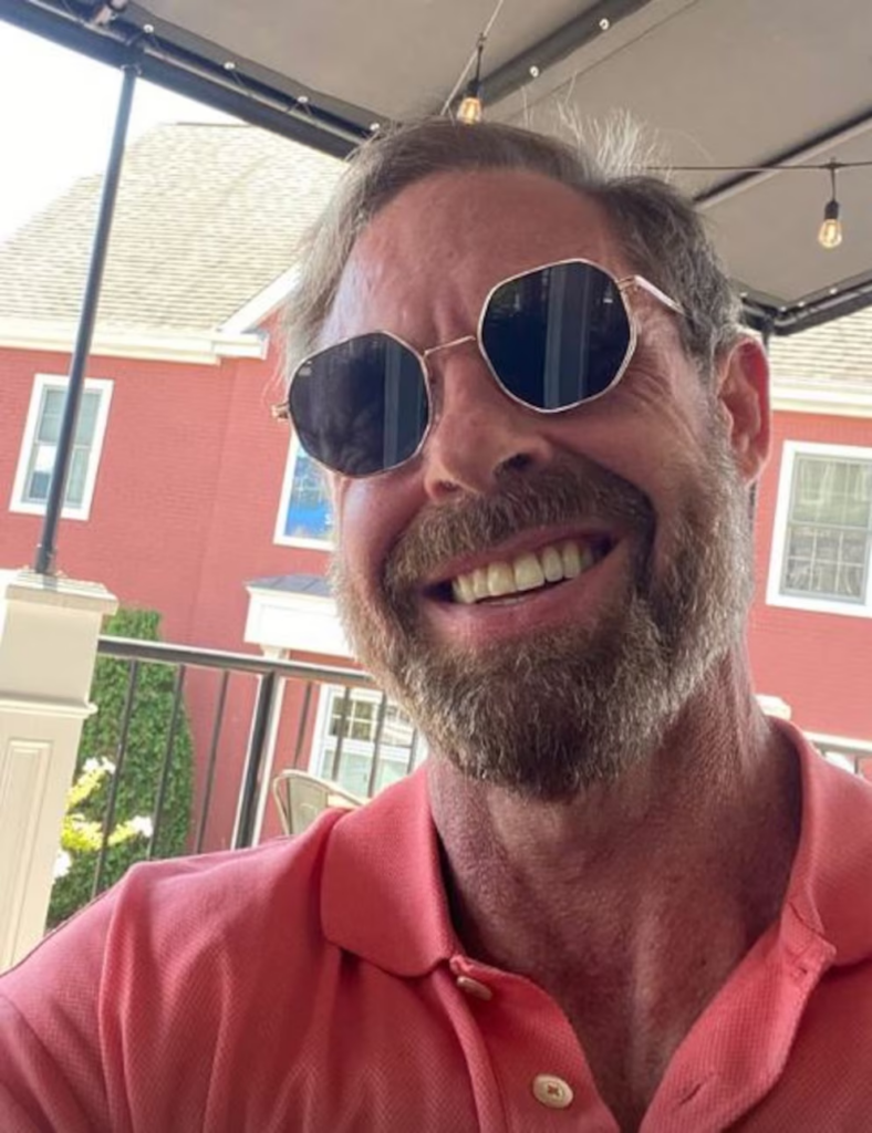 A família acusa que a IA ChatGPT foi cúmplice de Stein-Erik Soelberg após alimentar crenças paranóicas que o homem tinha - Reprodução/Instagram