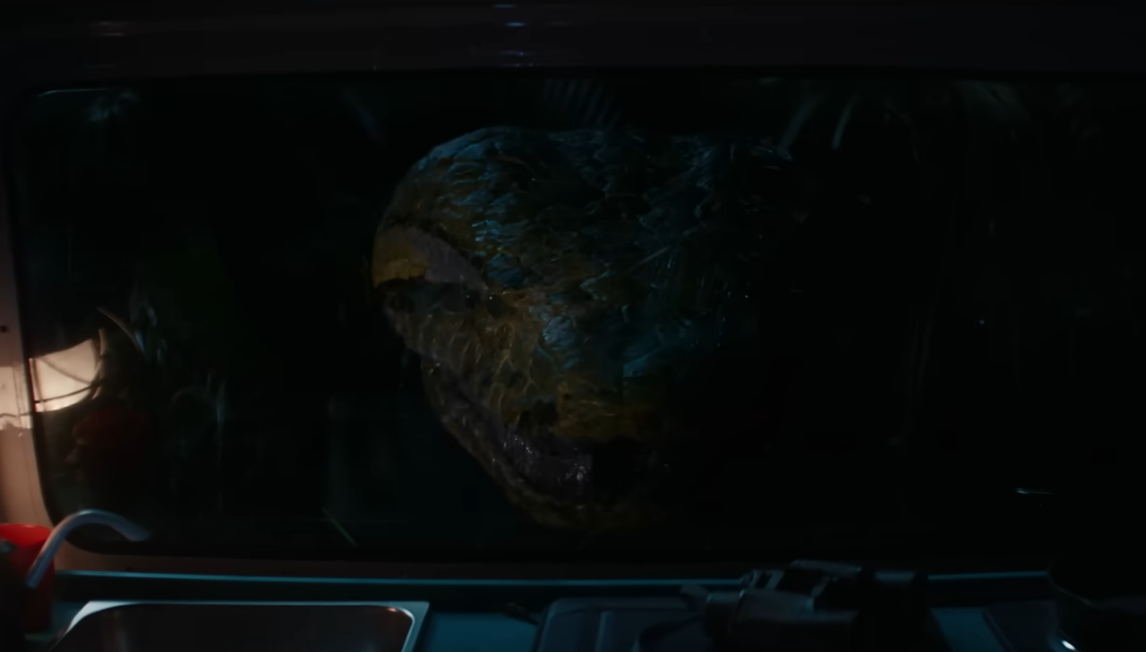 Anaconda retorna de forma inesperada e vira uma comédia absurda