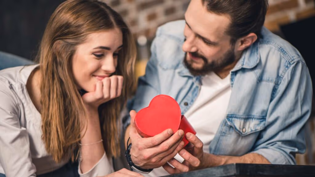 Esses 3 signos começarão o ano de 2026 com uma nova chance no amor