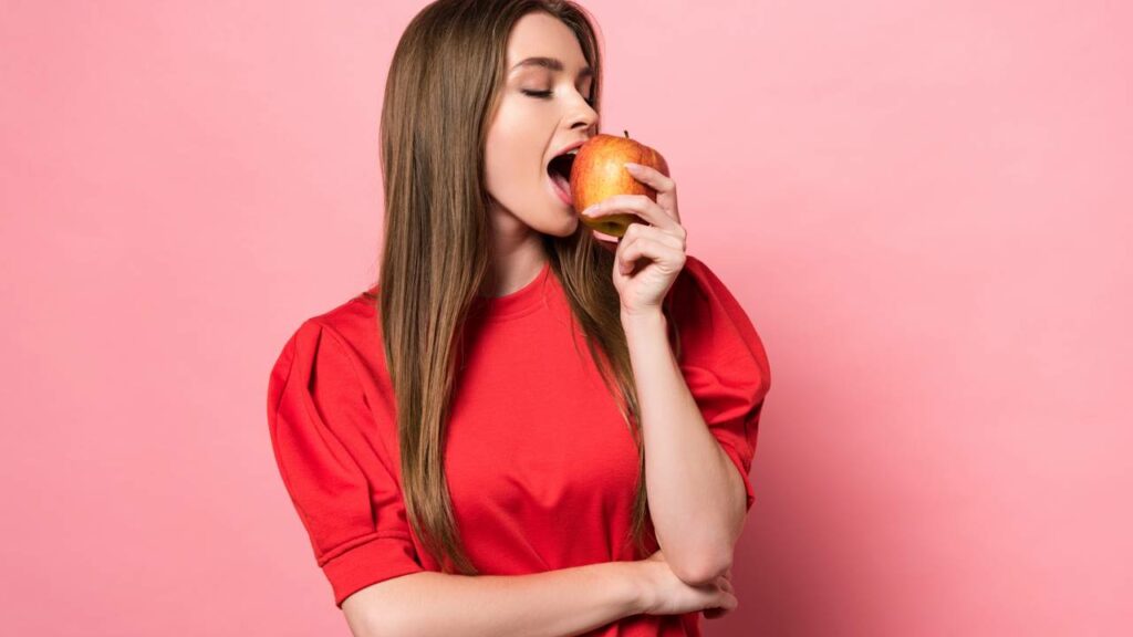 O que acontece com seu corpo ao comer maçã todos os dias?