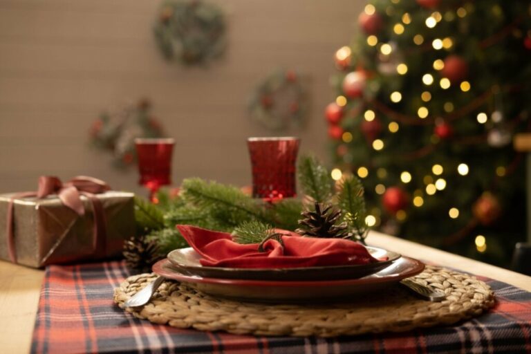 Natal e Ano-Novo em casa: veja como decorar os espaços de convivência