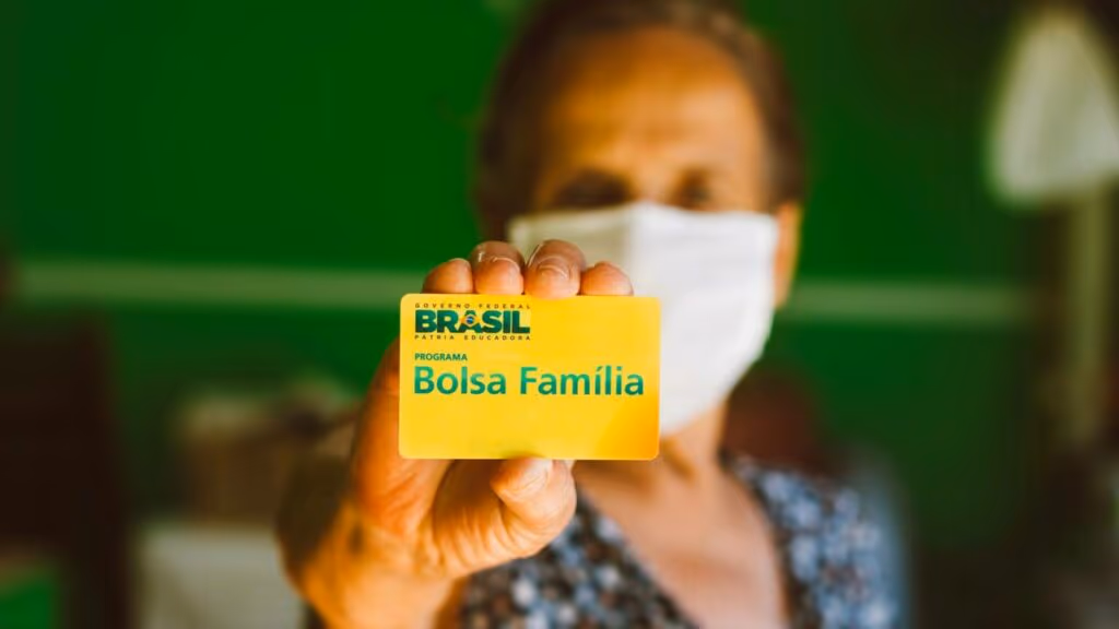Arrumou emprego e recebe Bolsa Família? Veja o que muda no benefício