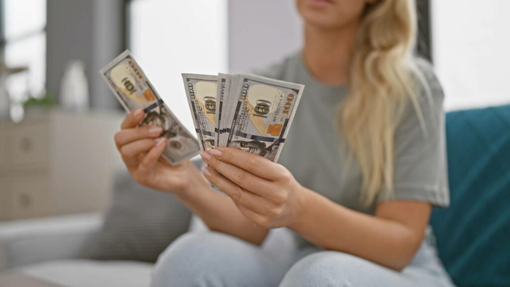 Esses 3 signos fecham o ano com mudanças inesperadas no dinheiro