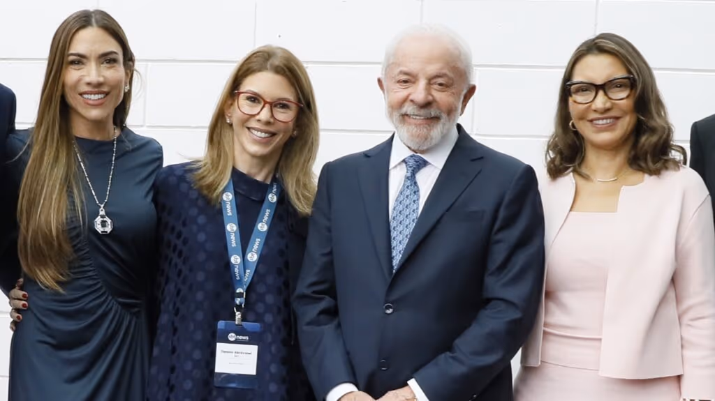 SBT perde 17% de audiência e Patricia Abravanel marca pior audiência em 2 anos