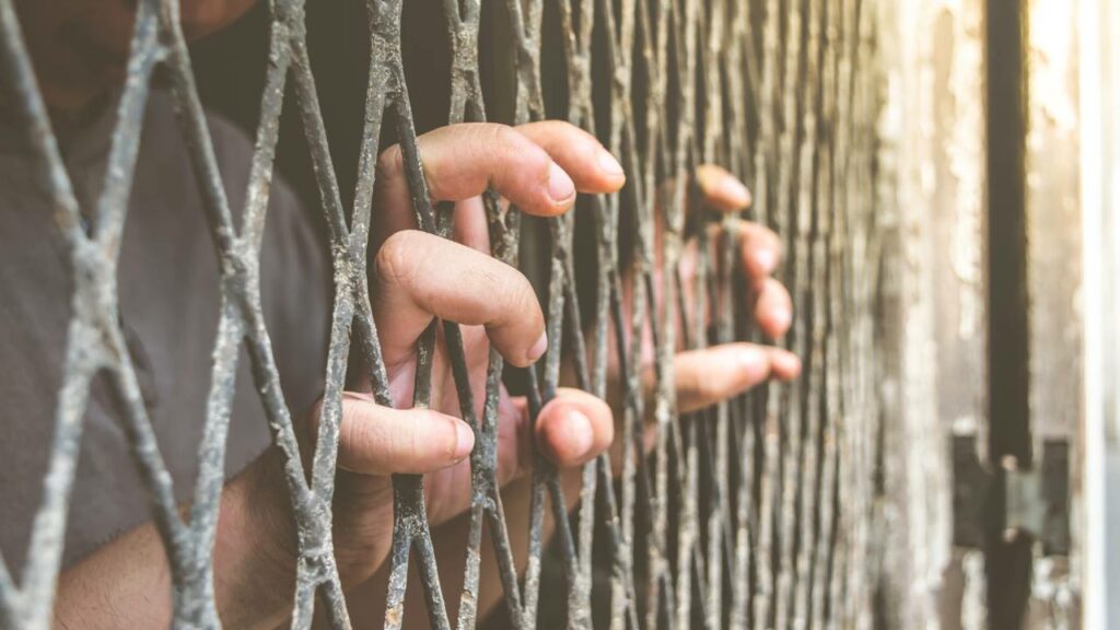 Quatro detentos são "liberados" em BH com ordens falsas