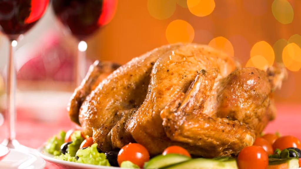 Peru de Natal parece leve, mas o jeito de preparar transforma a ceia em peso