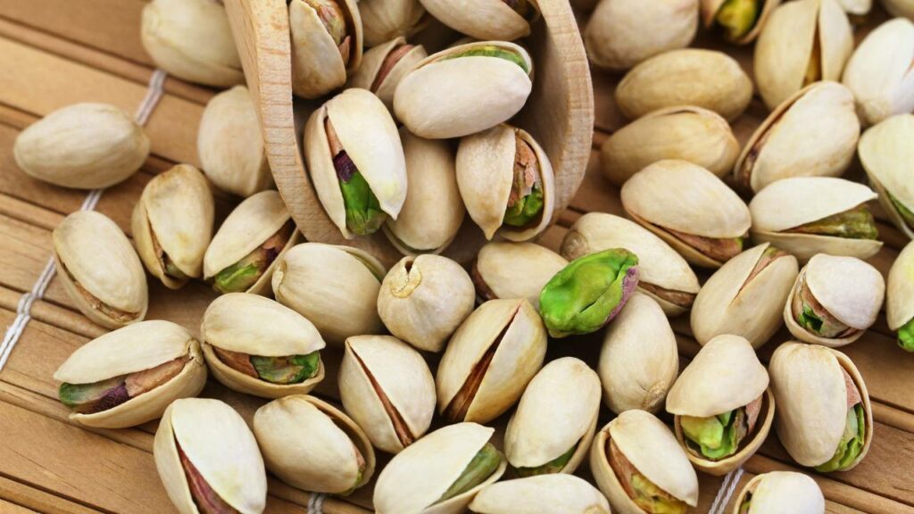 Esse é o processo completo de como pistache é produzido