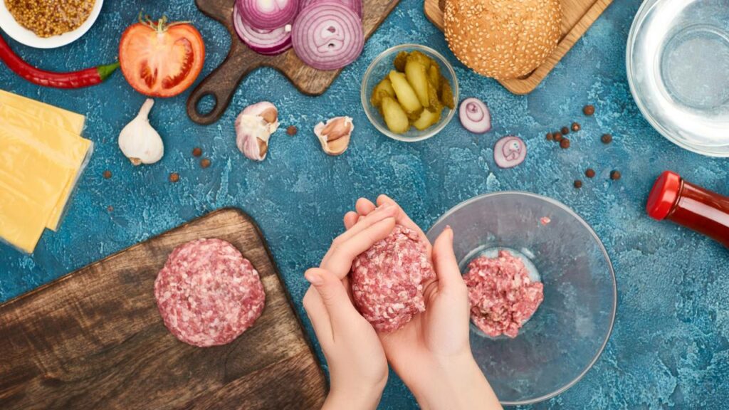 Três profissões que permitem começar como renda extra e virar negócio próprio em menos de 1 ano