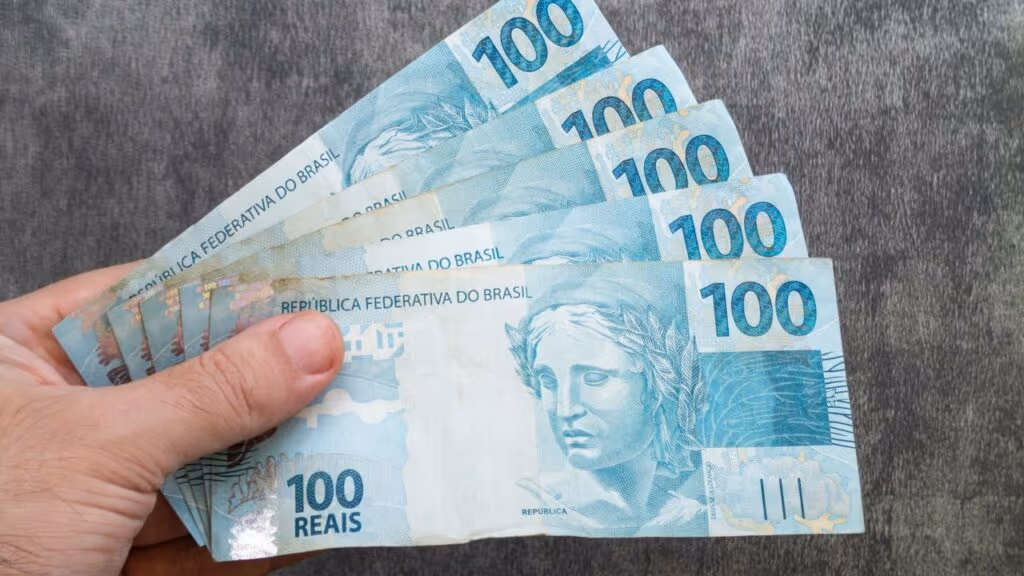 Oito passos que vão te deixar rico com o seu salário