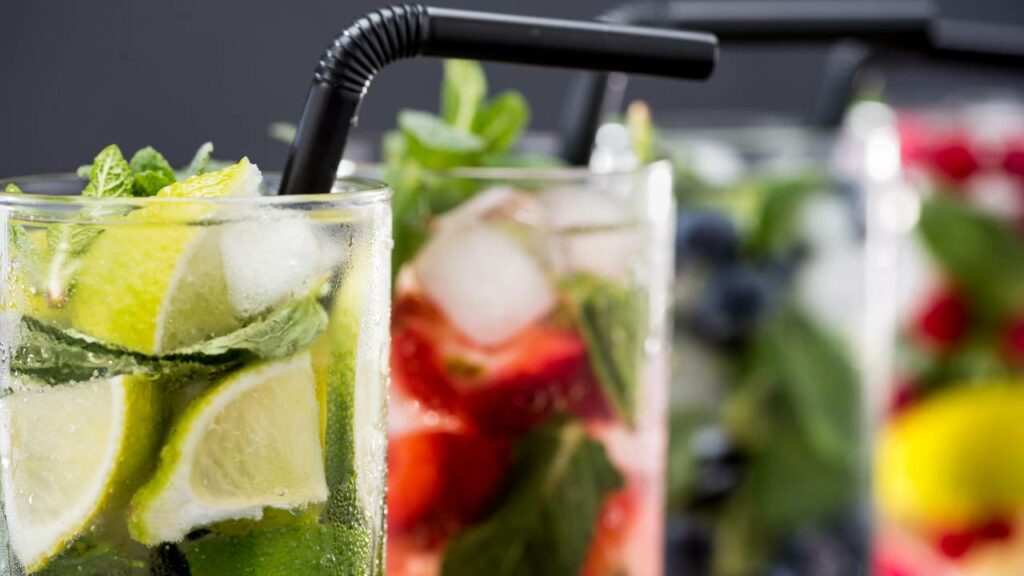 Beber suco de frutas pode ser mais prejudicial do que parece