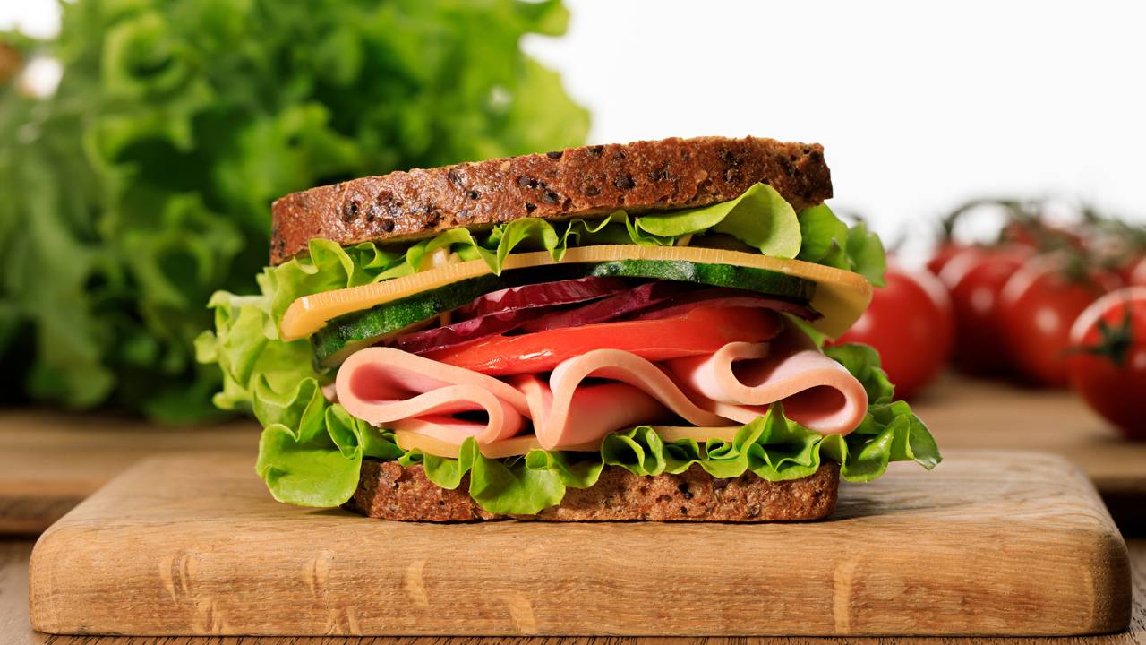 O truque CIENTÍFICO para o sanduíche de sobras perfeito