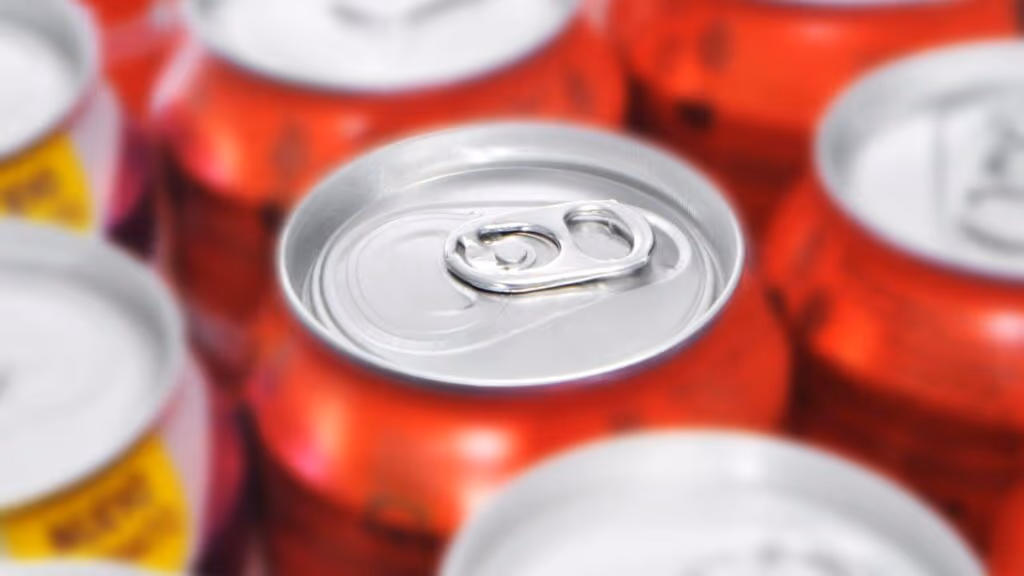 Experimentaram tirar a cor do refrigerante e funcionou melhor que o esperado