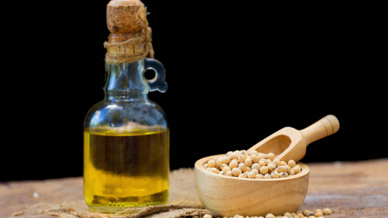 Ganho de peso inesperado pode estar ligado ao consumo desse óleo de cozinha comum