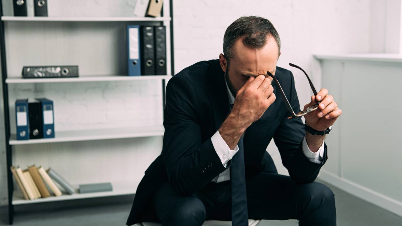 Profissões que mais causam ansiedade, burnout e estresse em 2025