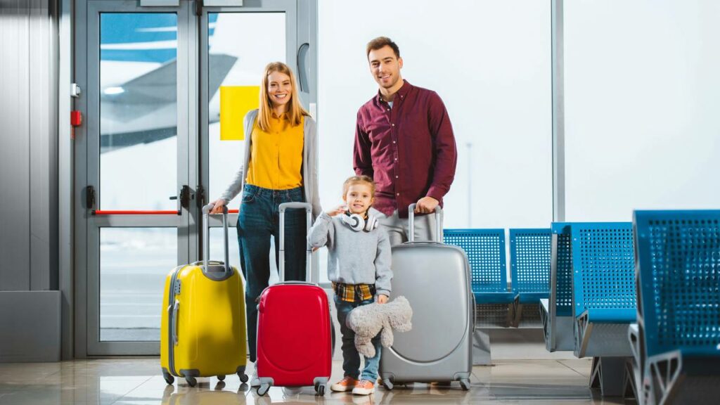 A flutuação do câmbio afeta diretamente os custos de viagens internacionais e a compra de produtos importados - Créditos: depositphotos.com / AndrewLozovyi