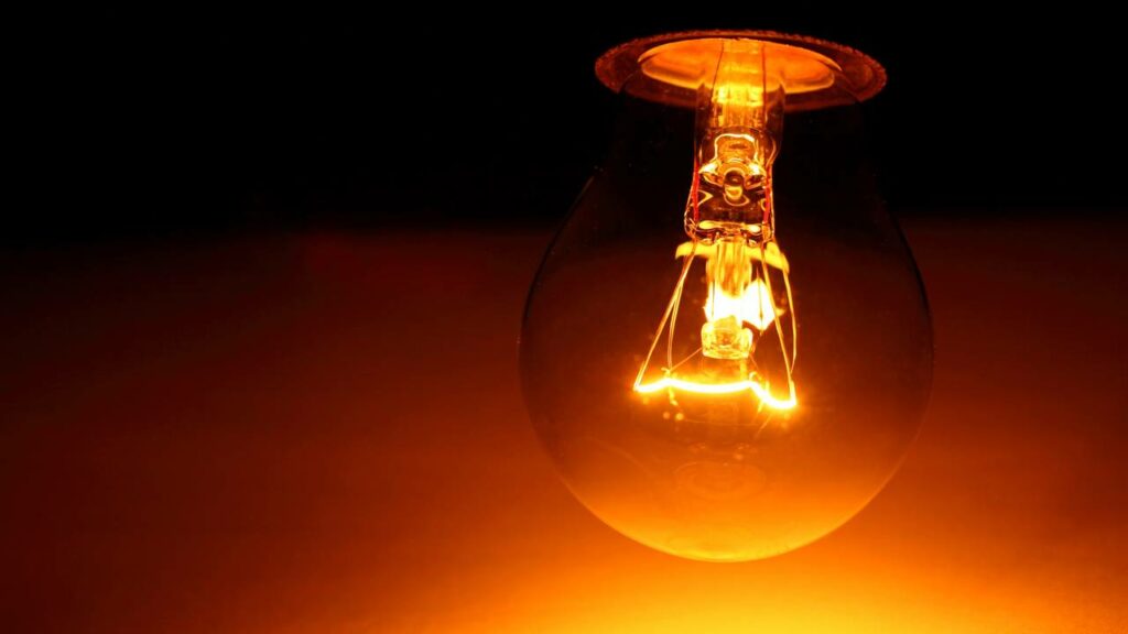 Nova tecnologia promete transmitir a internet pela luz - Créditos: depositphotos.com / nikkytok