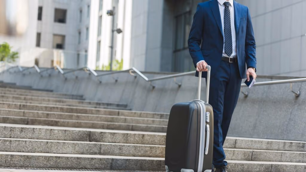 As profissões que estão dominando o mercado de quem ama viajar em 2026