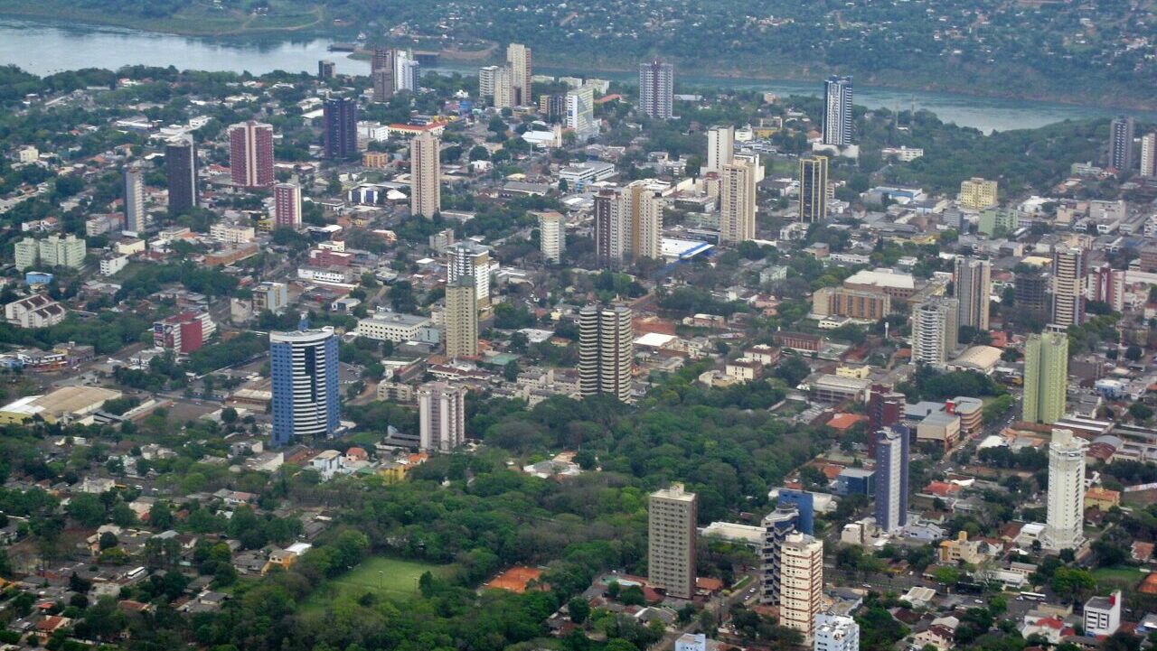 A cidade que cresceu em volta de uma única obra de engenharia