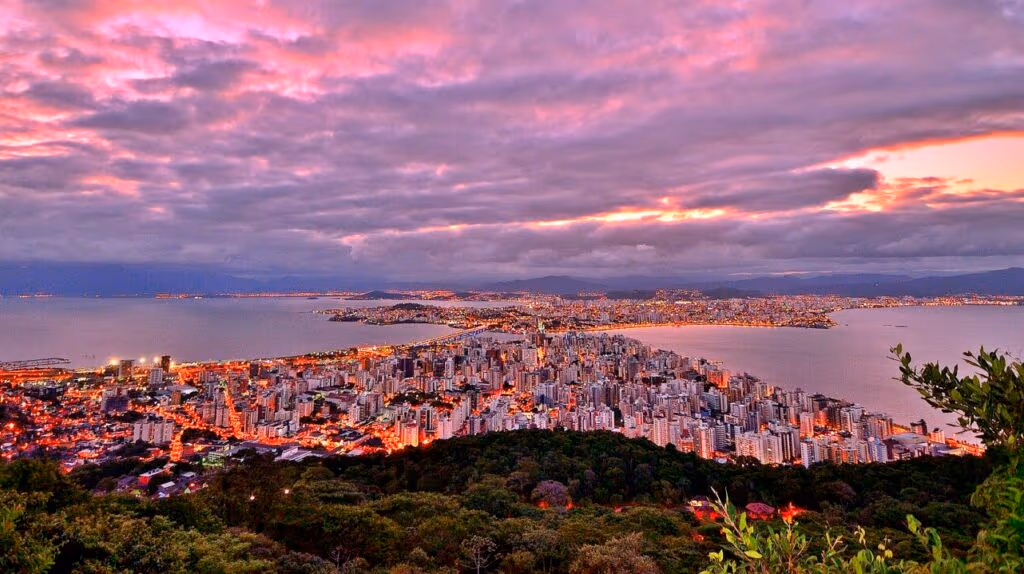 Essa cidade parece barata de se viver, mas o custo real assusta depois da mudança