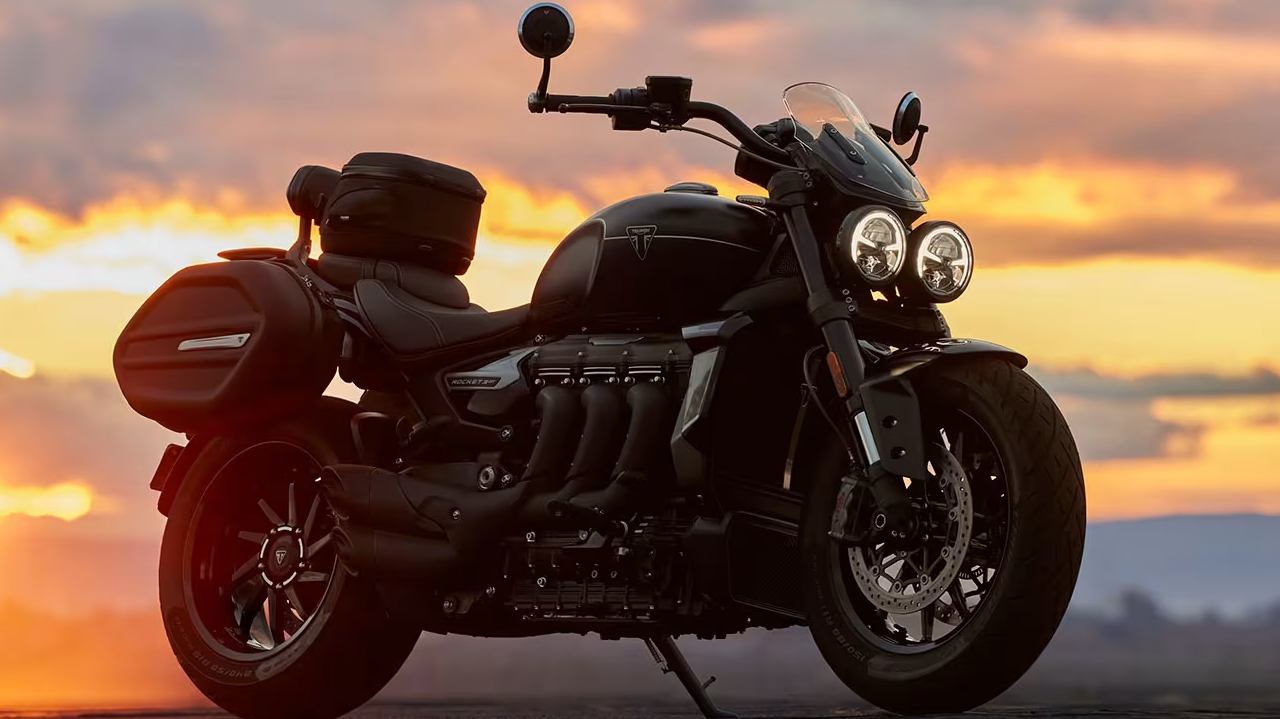 Rocket 3 R entrega 2.458cc, 22,5 kgf.m e acelera como superesportiva com conforto de cruiser
