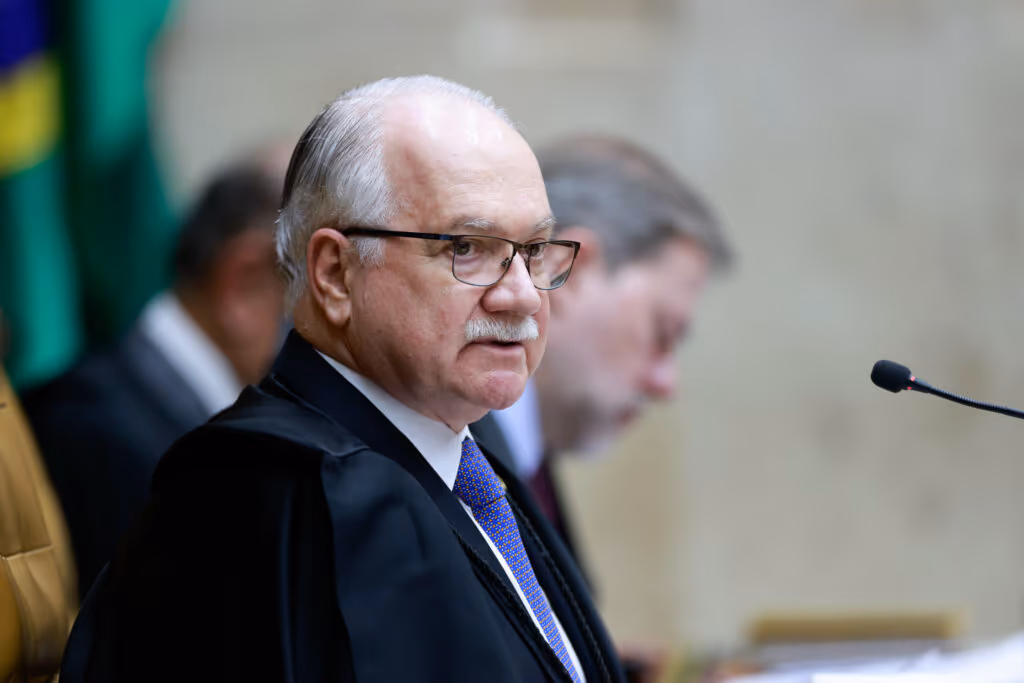 Fachin modula defesa de Toffoli e promete não “cruzar os braços”