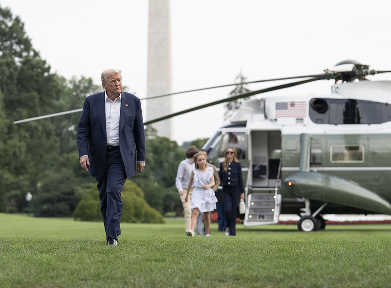 Crusoé: Trump ordena reabertura do espaço aéreo comercial da Venezuela