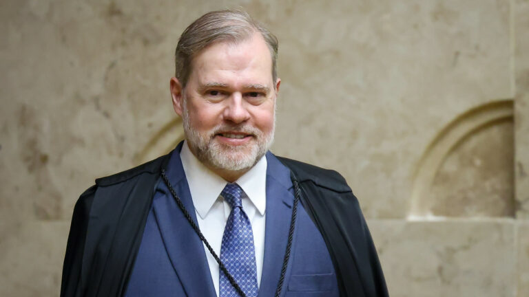 Tudo lacrado para Toffoli