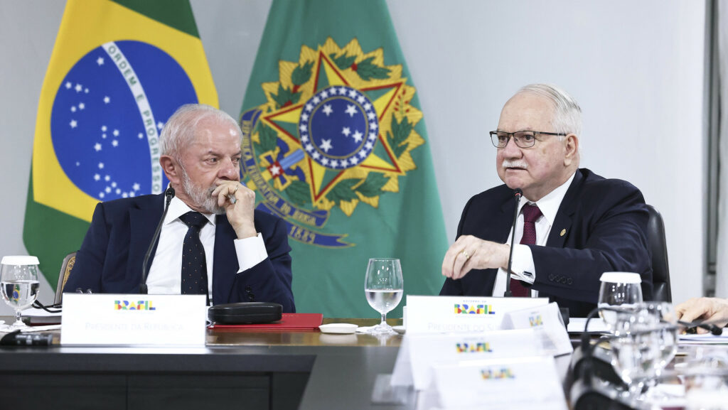 Janaina sugere que Lula e Fachin ajam por Bolsonaro