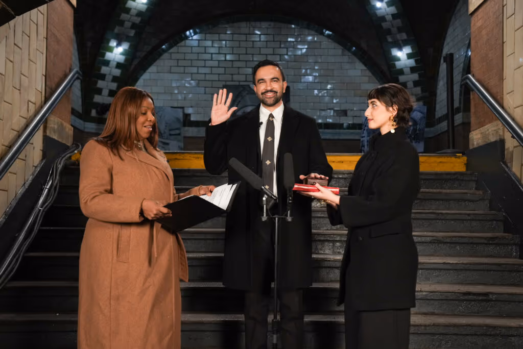 Crusoé: Começa a gestão Mamdani em Nova York