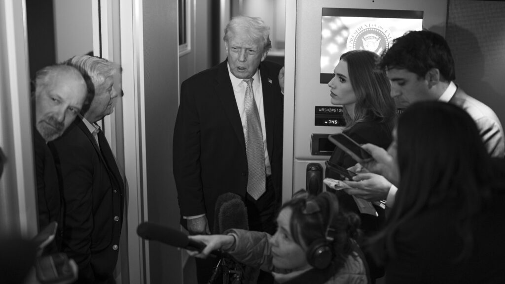 Crusoé: Trump debocha da capacidade de defesa da Groenlândia