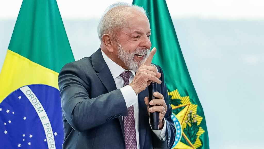 “Não podemos permitir que a mentira volte a governar”, diz Lula
