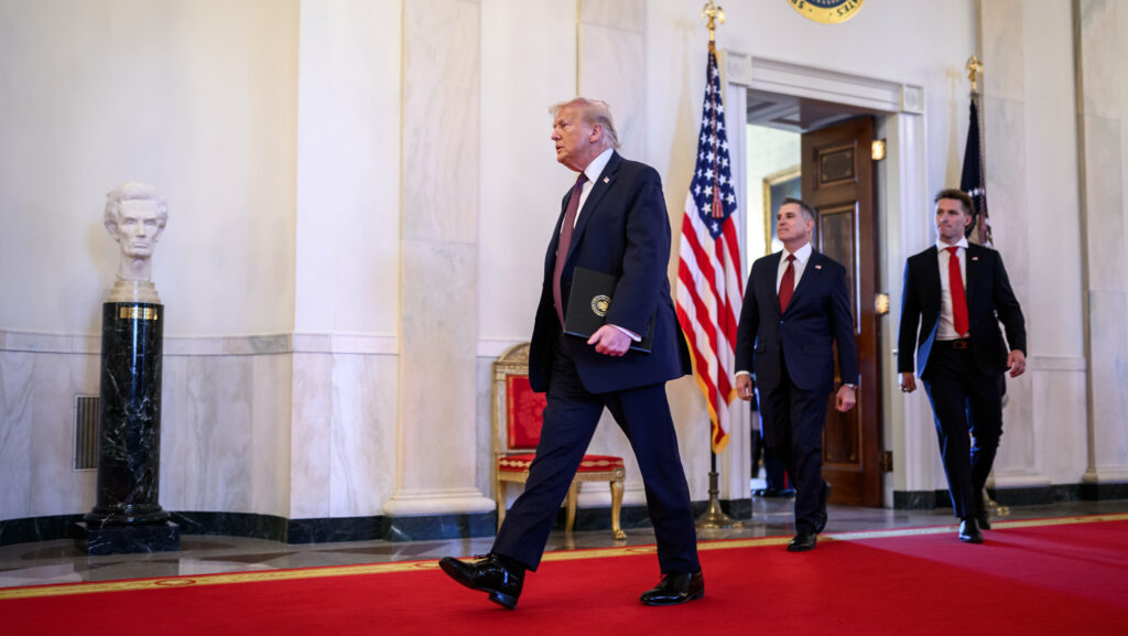 Crusoé: Derrota nas ‘midterms’ faria Trump recuar?