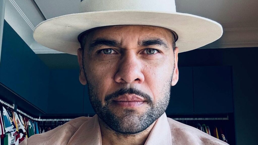 Daniel Alves decide investir em clube na 3ª divisão portuguesa