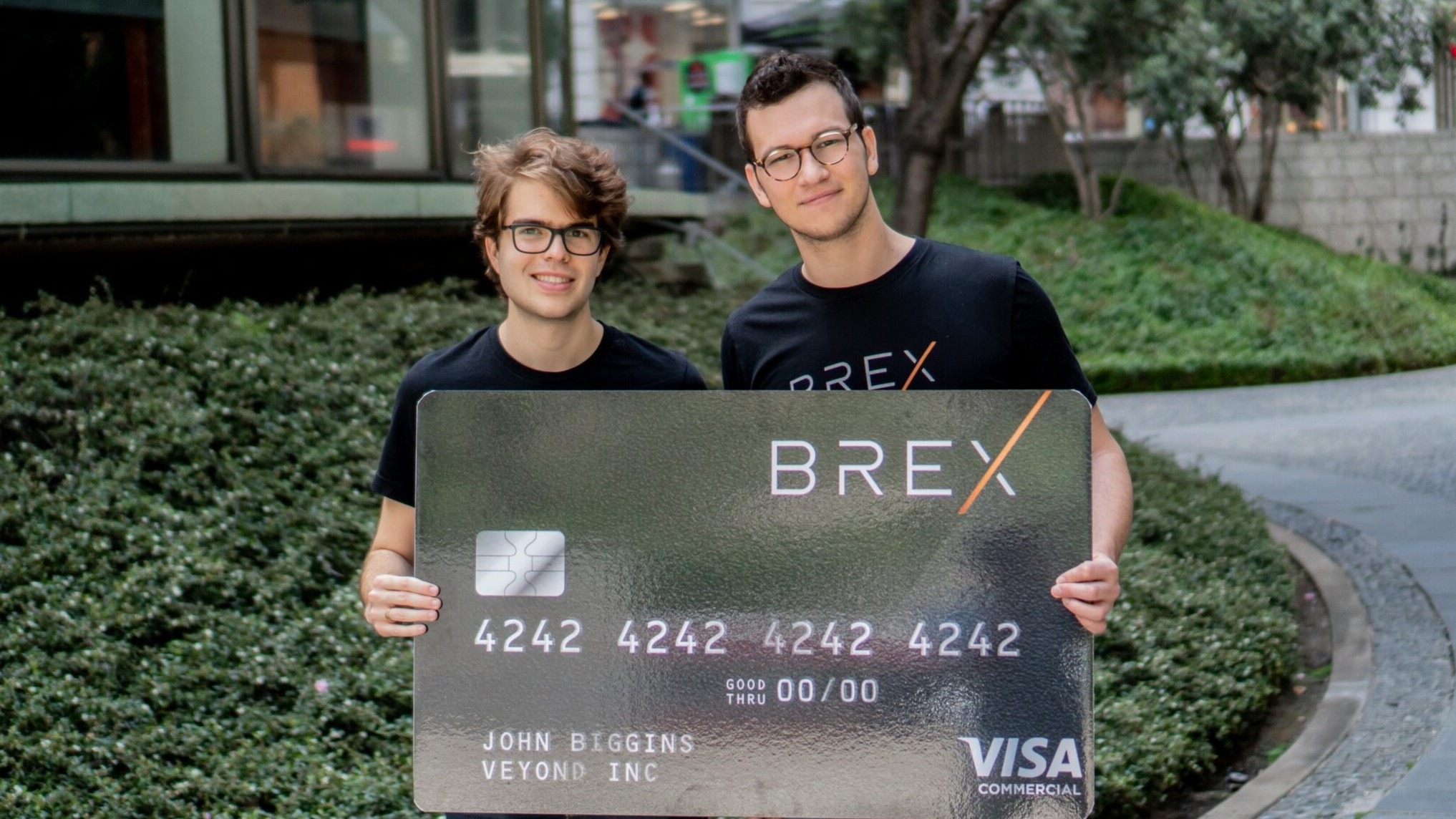 Brasileiros vendem startup por R$ 27 bilhões