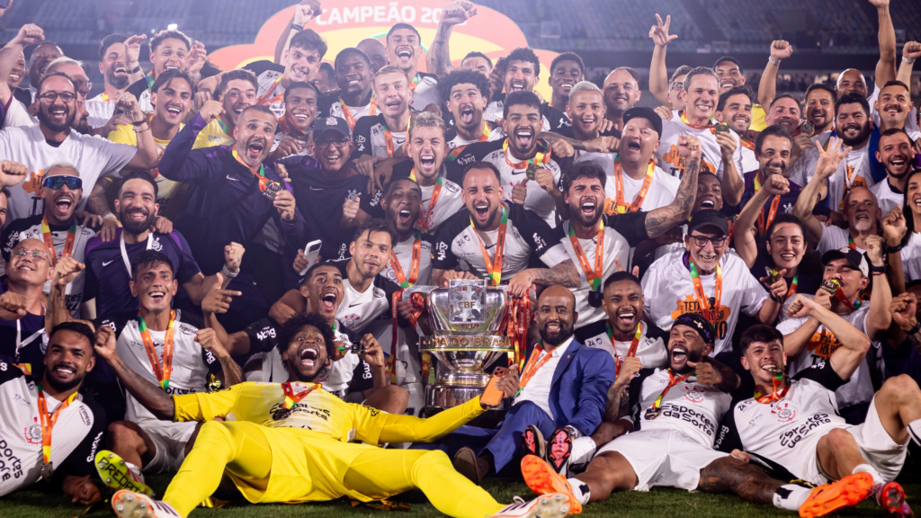 Rodolfo Borges na Crusoé: O Corinthians é antifrágil?