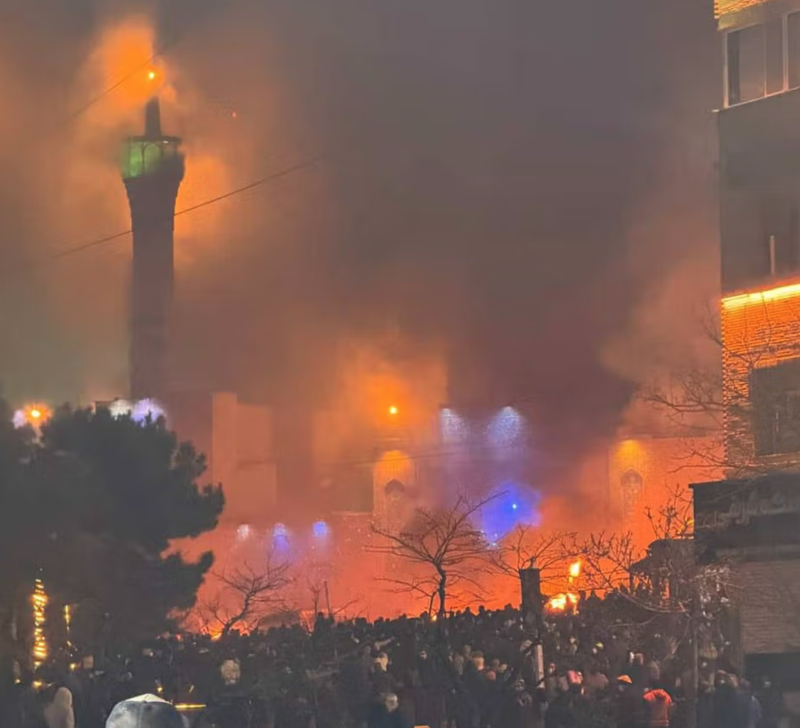 Irã ameaça atacar Israel e bases americanas