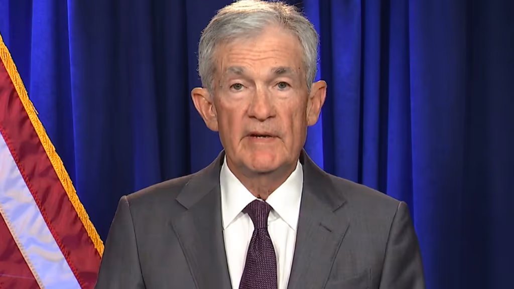 Crusoé: Chefe do BC americano contra “pressão contínua” de Trump