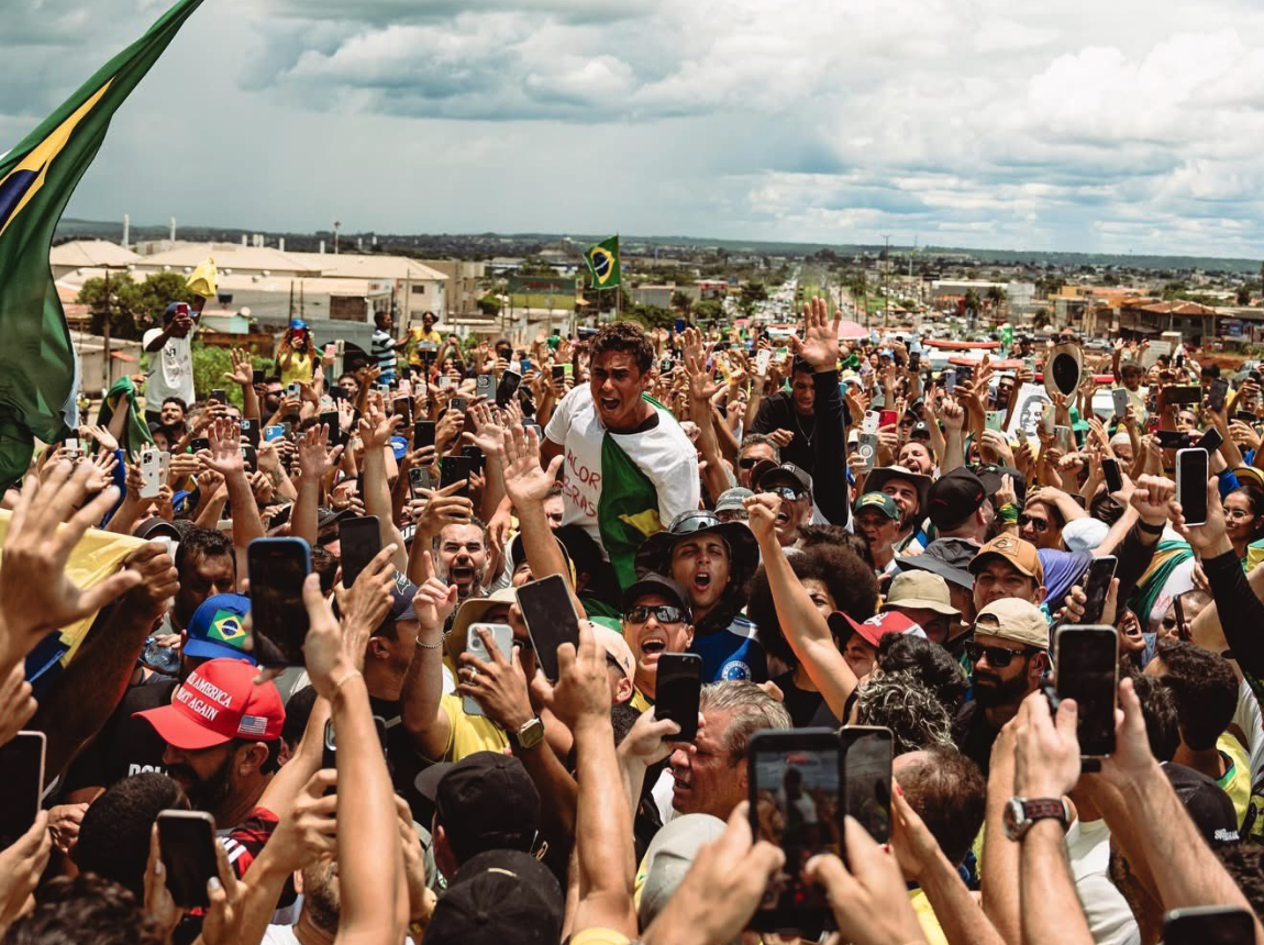 Nikolas confirma uso de colete à prova de balas: “Ameaças aumentaram”