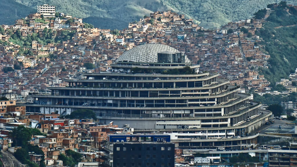 Centro de tortura na Venezuela deve virar centro esportivo e cultural