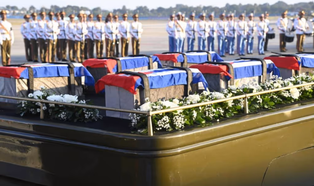 Crusoé: Ditadura cubana homenageia agentes mortos na Venezuela