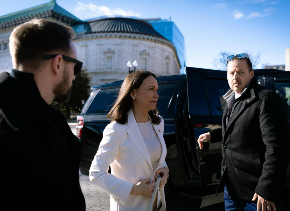 Crusoé: O périplo de María Corina nos EUA