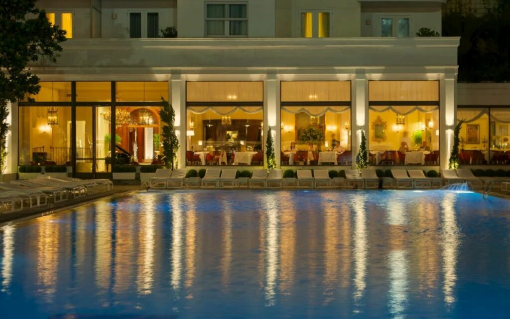 O que tem dentro do hotel mais luxuoso do Brasil?
